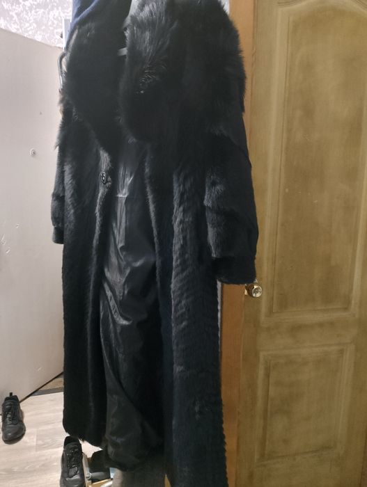 Шуба Вовк Нова в гарному стані