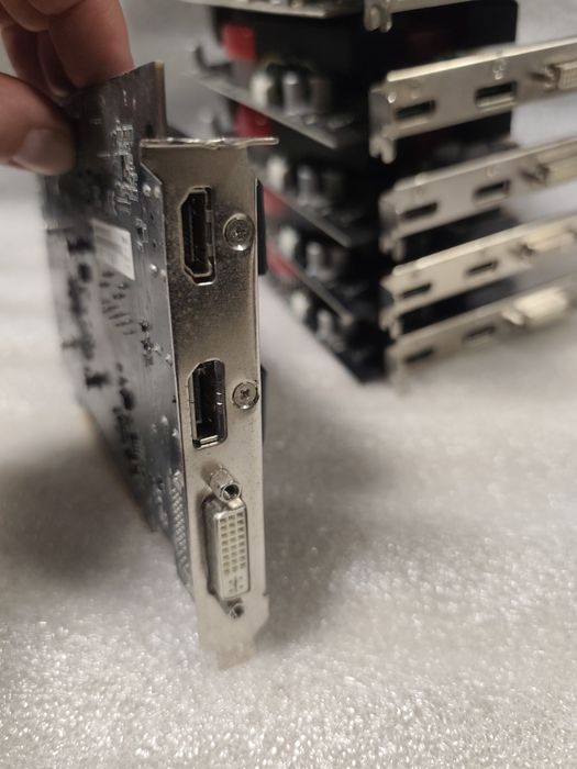 Відеокарта Asus Radeon HD6670 1GB DDR5 EAH6670/DIS/1GD5 1*DVI+DP+HDMI