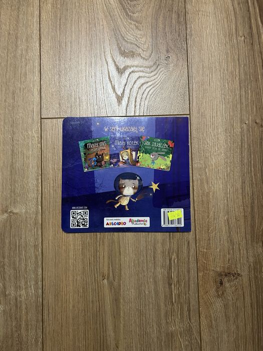 Książka Mały kotek boi się ciemności