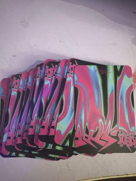 Кпоп карти  та картхолдер