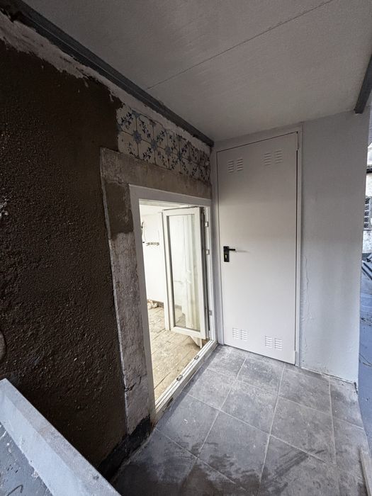 Arrenda-se estudio tatuagem ou esteticista centro Lisboa