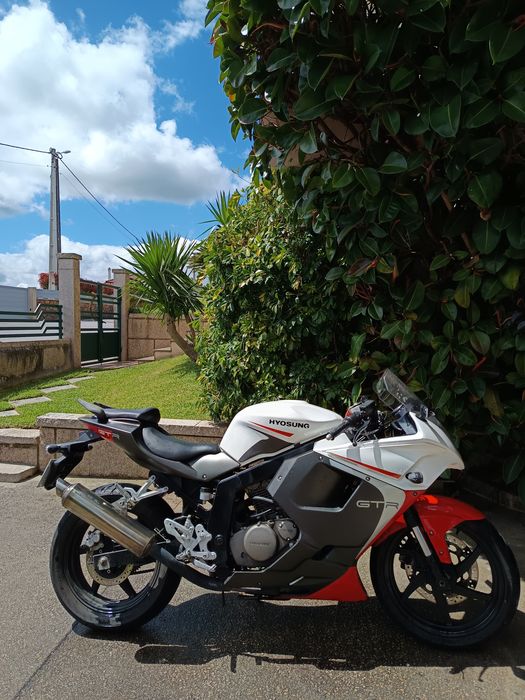 Hyosung gt125r 2017