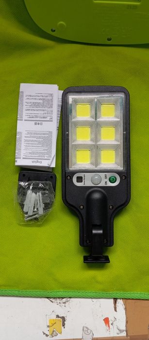 Lâmpada solar Led com sensor