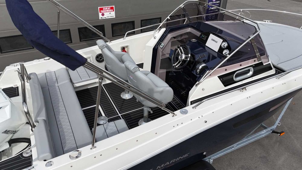 Nowa łódź motorowa Atlantic Marine 690 z Mercury F200 V6 + przyczepa