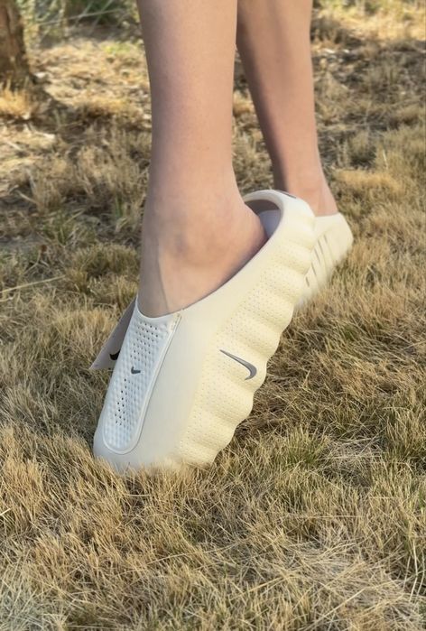 Тапочки Nike Mind Світлі | Шльопки | Мюли | Найк
