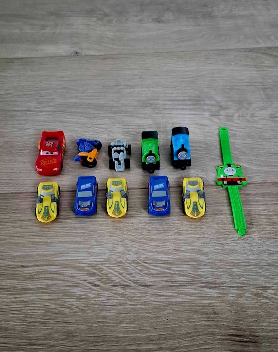 Mini pojazdy. 11 sztuk