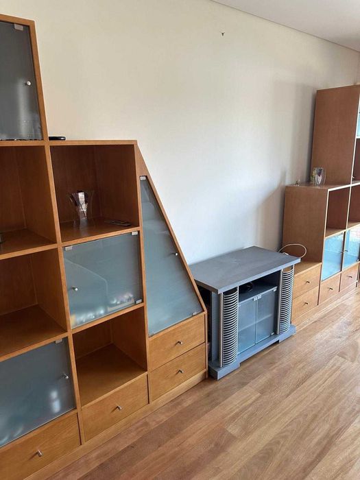 Móvel Estante com gavetas