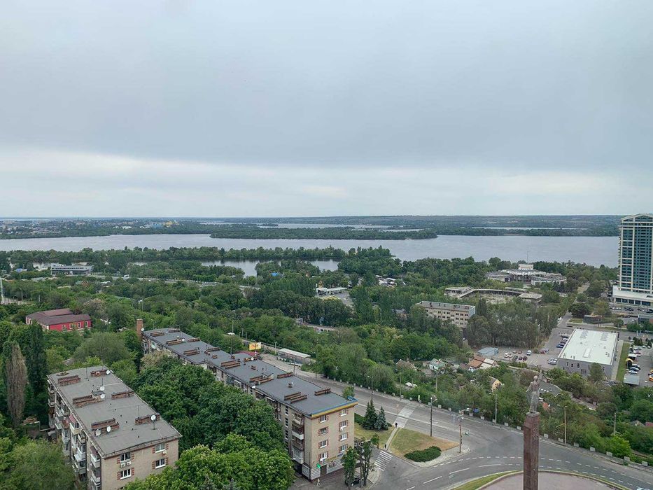 Продам 4 комн кв ЖК Славия ПРЕМИУМ класс 3 спальни(генератор)
