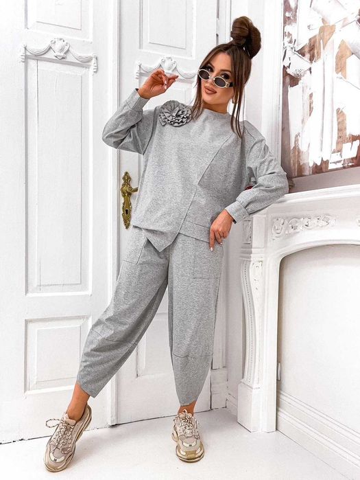 Dres/komplet z róza