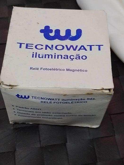 Relé Fotoelétrico Tecnowatt 220V/254V - Modelo RM-1050 NF