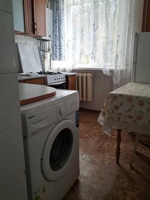 Оренда однокімнатної квартири в центрі міста!!Світло не вимикають!!