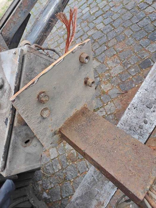 Plataforma elevatória completa 12V caixa aberta