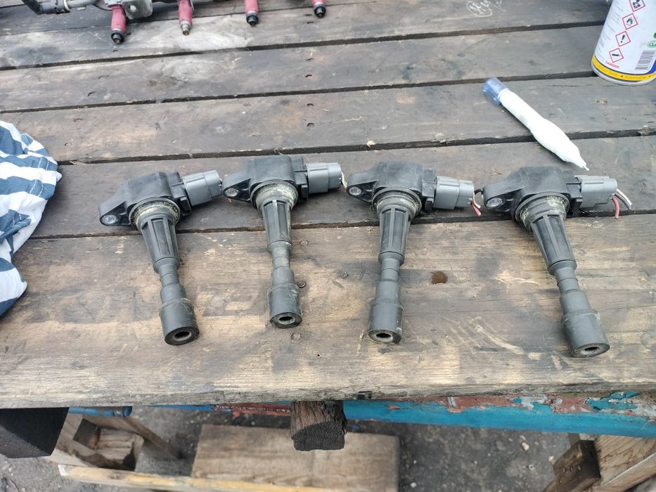 Катушка зажигания Mazda 6   1.6 бензин ZJ2018100