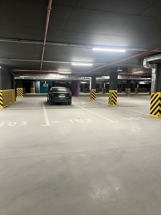 Центр! Продаж паркомісця в підземному паркінгу ЖК Family Plaza