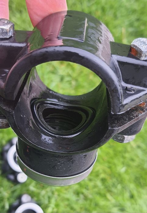 obejma, złączka siodłowa na rurę 40mm x 1''