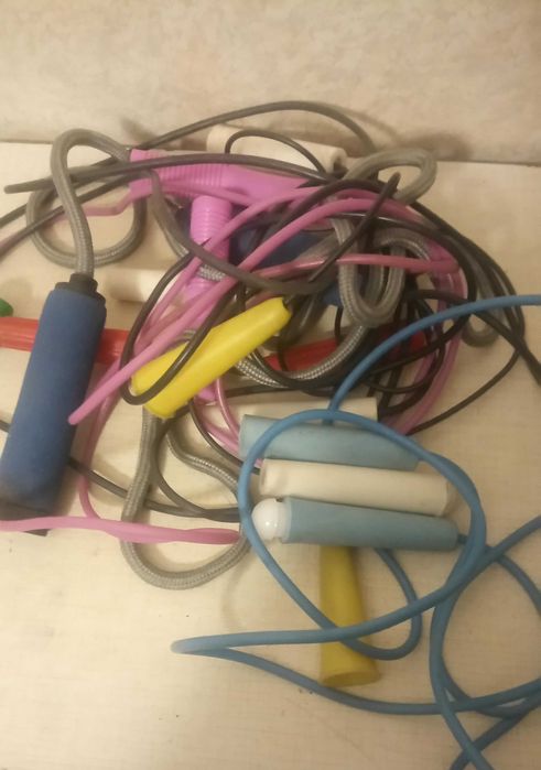 Скакалки разной длины. Новые.