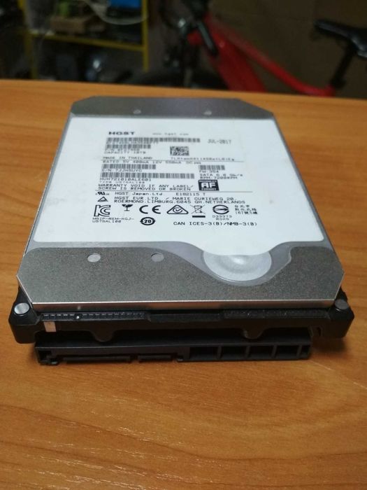 Жорсткий диск HGST 10Tb