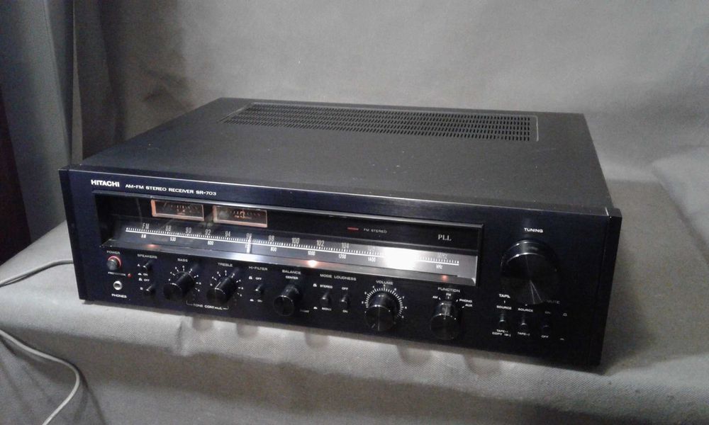 HITACHI SR-703, amplituner stereo vintage
