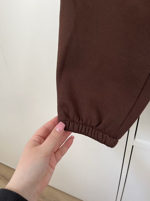 brązowe dresy Shein S