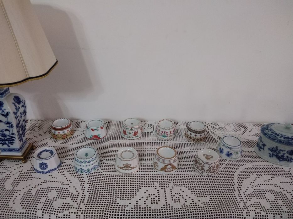 Saleiros de mesa novos64585129345155120