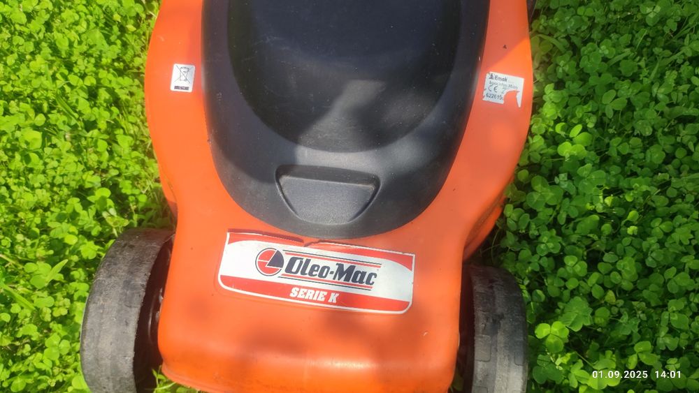 Газонокосарка електро 1квт 220в під відновлення.