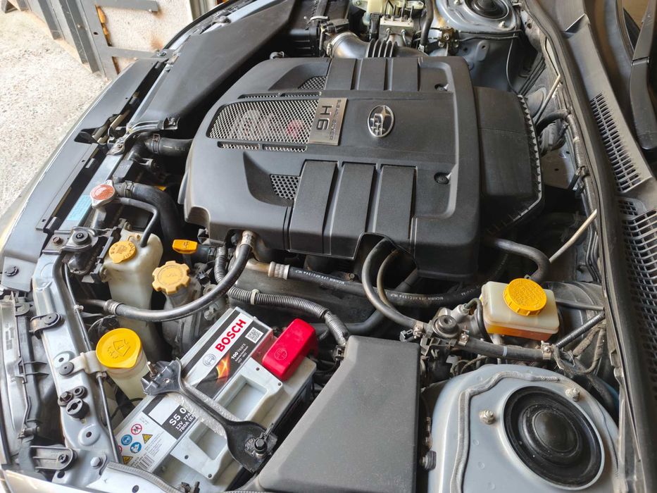 SUBARU Outback 3.0