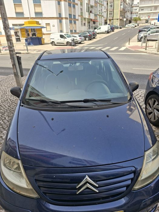 Vendo citroen c 3 ( só consigo mostrar ao fim de semana)