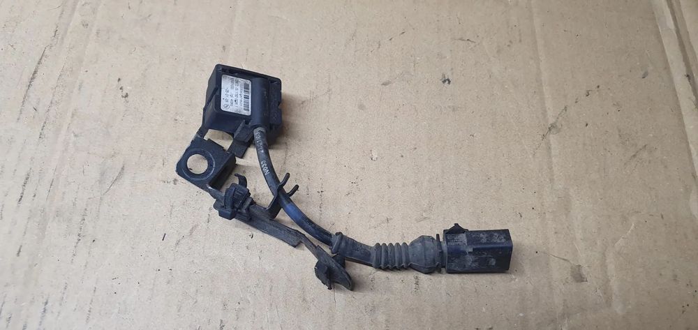 Czujnik przyspieszenia Audi A8 D3 4E0616576K