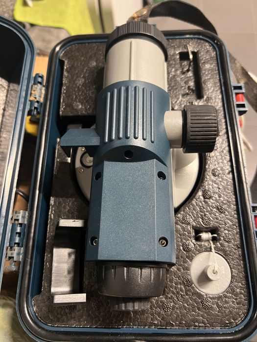 Niwelator Bosch bardzo malo uzywany