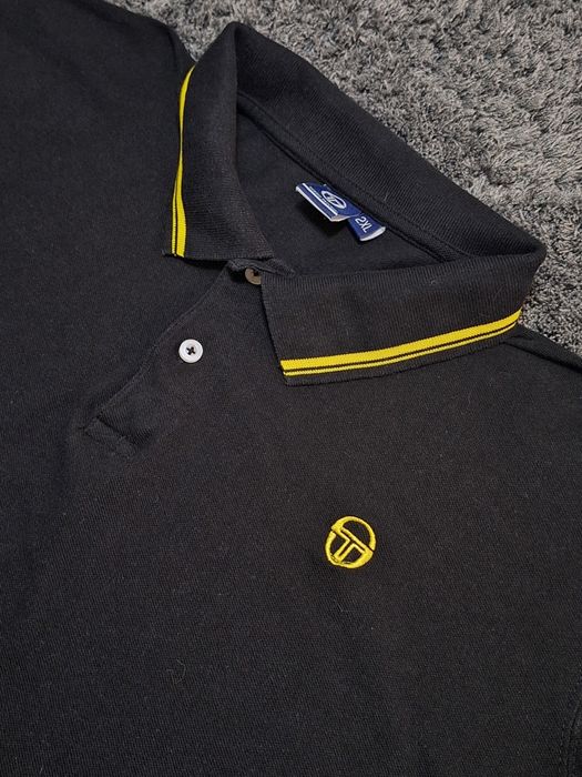 Черно желтое поло Sergio taccini
