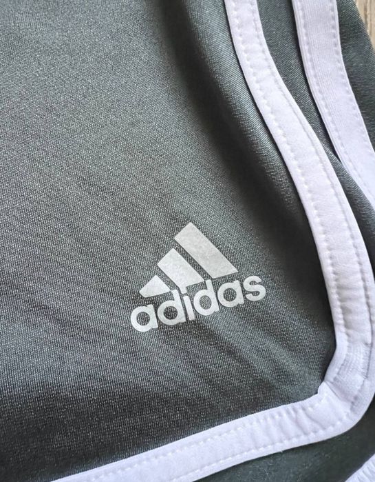 Шорти хакі  adidas