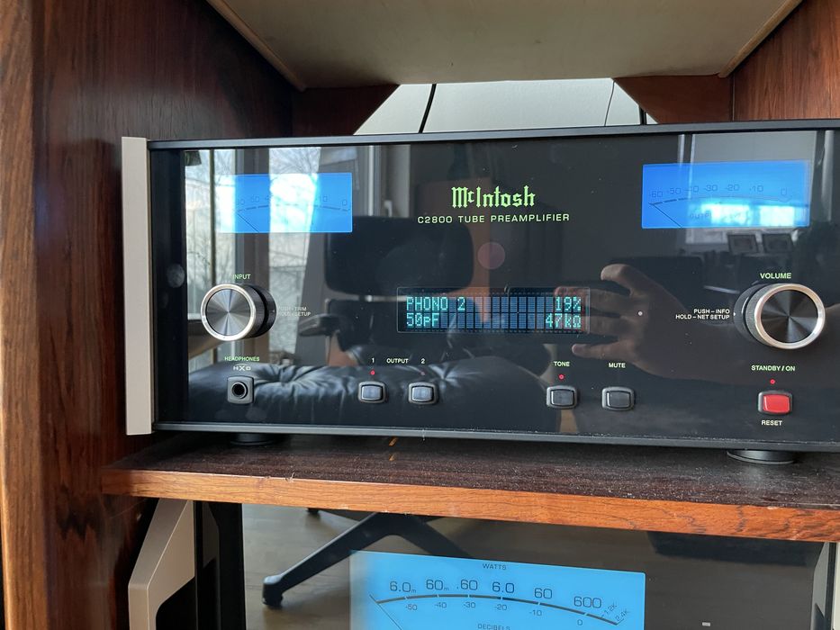 Przedwzmacniacz McIntosh C2800