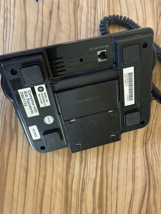 Продам стаціонарні кнопочні телефони