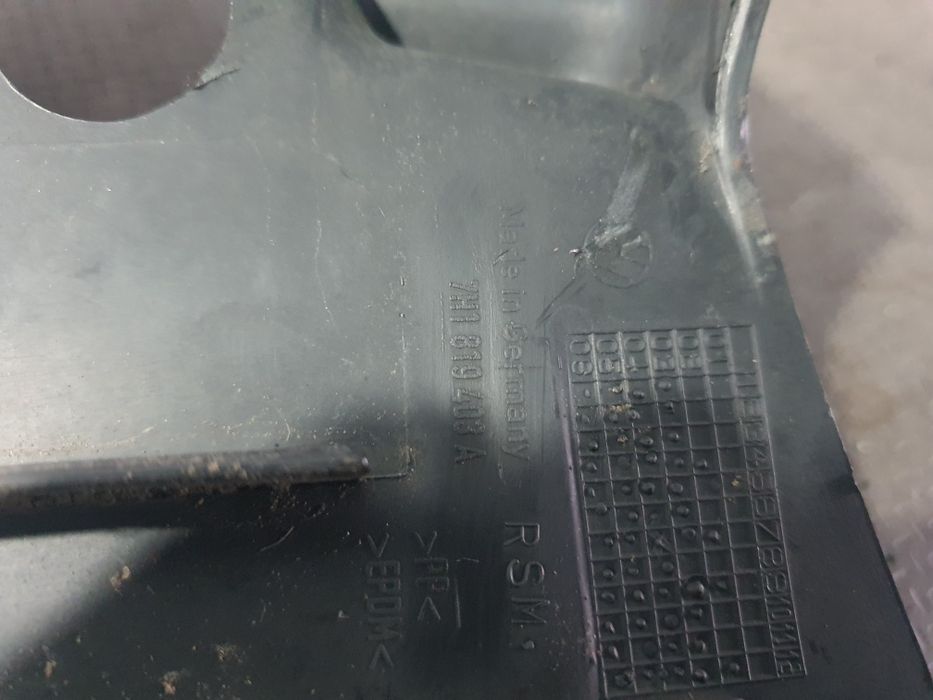 Жабо, накладка під лобове скло Volkswagen Transporter t5 03-15