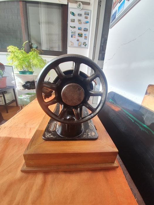 Máquina de costura Singer