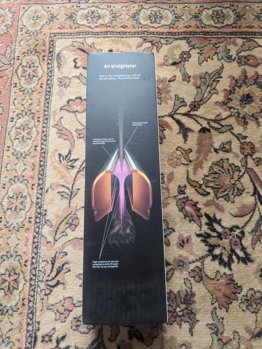 Idealny prezent świąteczny Dyson AirStrait HT01 Zupełnie nowy