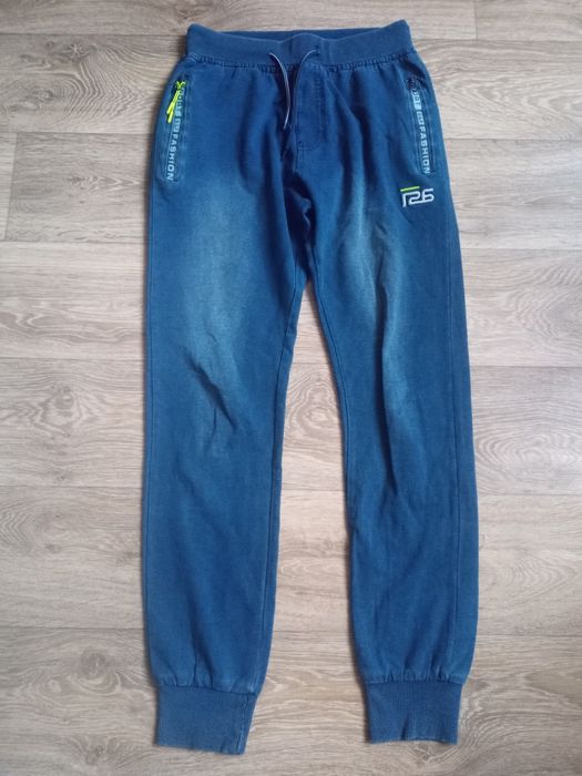 Spodnie 158/164 dresowe
