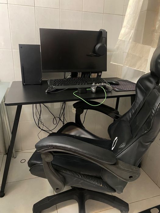 Cadeira Gaming Lovit – Preta