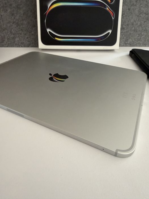 iPad Pro 11 M5 512GB Silver WIFI + CELLULAR (Aceito retomas)