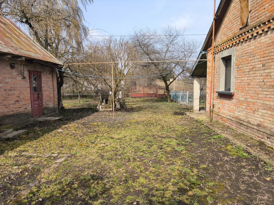 Продається будинок з ділянкою 50 соток в Луцькому районі с. Несвіч | Житловий стан | 28 тис $
