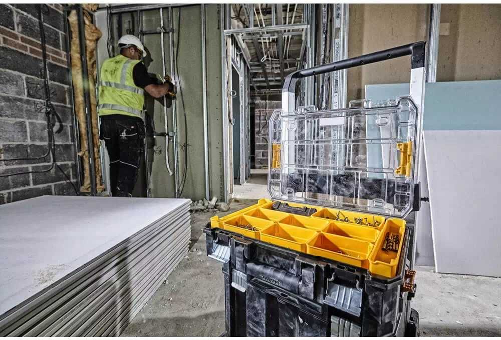 DeWALT DWST82968-1 Органайзер TSTAK с прозрачной крышкой