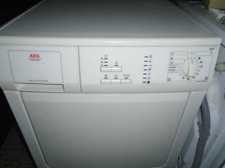 Máquina de scar roupa AEG  mod. 56800