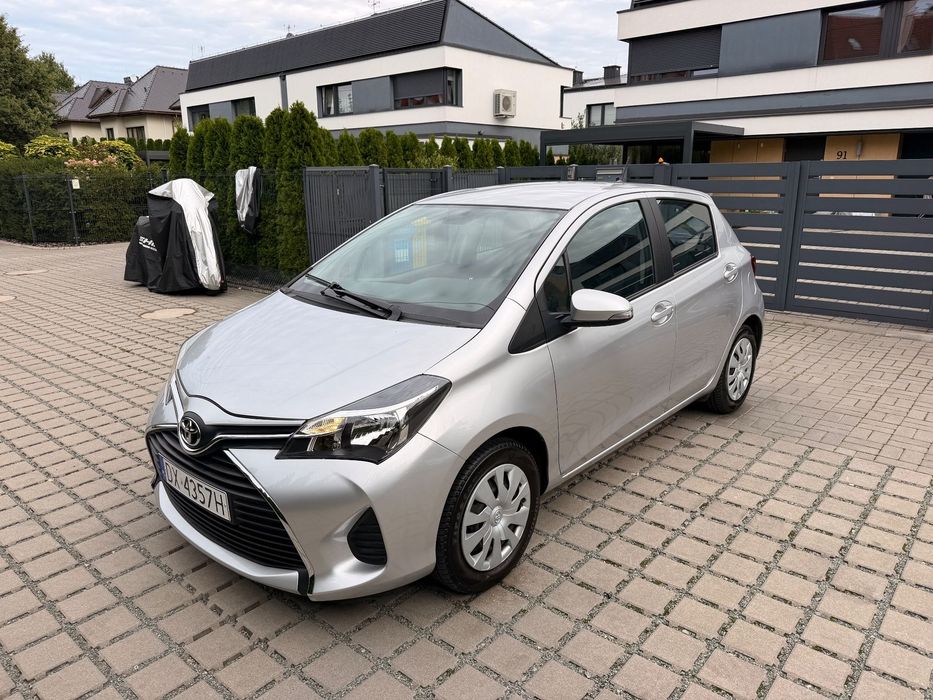 Toyota Yaris Toyota Yaris Lift 1.33 Benzyna Czujniki Duży Ekran Klimatyzacja