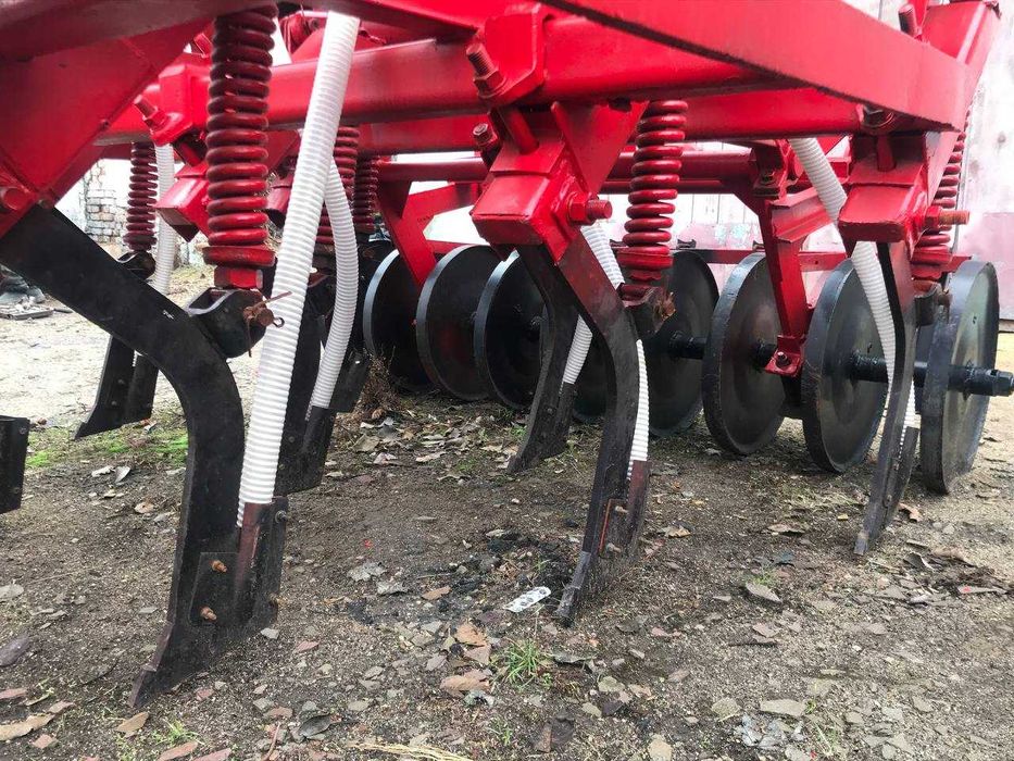 Продаємо зернові сівалки : СЗС-2,1;СТС-2.1;