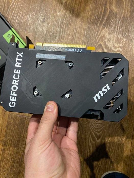 MSI GeForce RTX 4060 VENTUS 2X BLACK 8G OC потужна, як нова,з тестами!