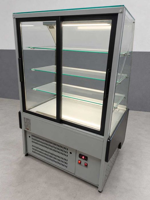 Witryna cukiernicza chłodnicza CEBEA CESTERA WCh-1/C – 95 cm