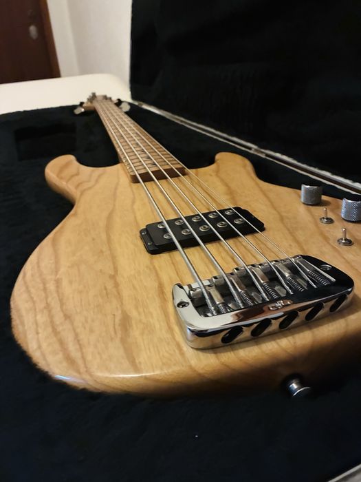 Baixo G&L L-1505 (USA)
