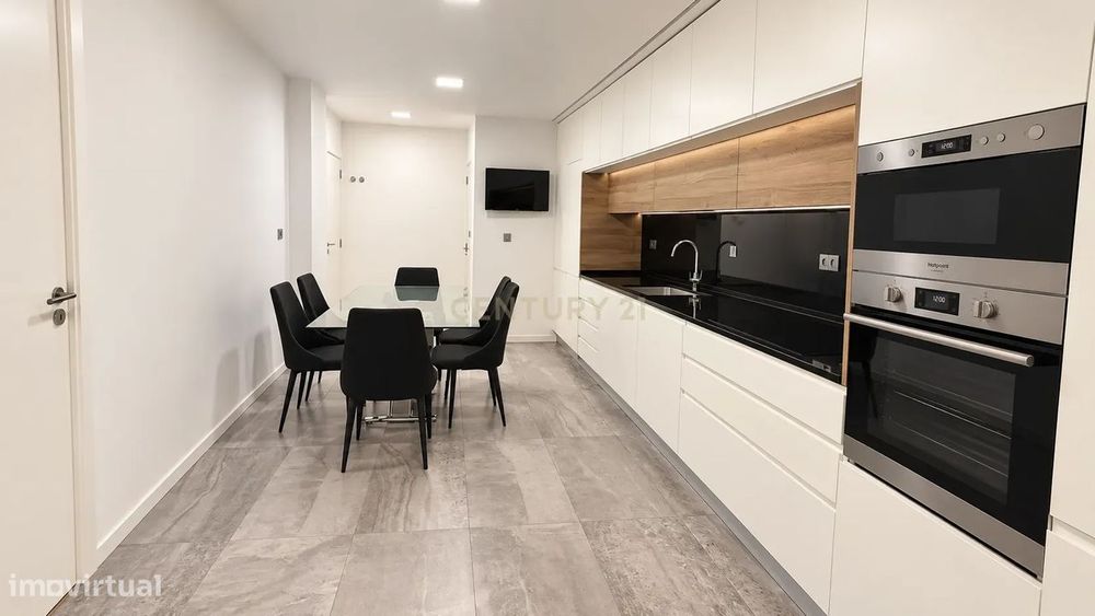 Apartamento como novo na Urbanização da Atalaia, Amadora - com 3 Quart