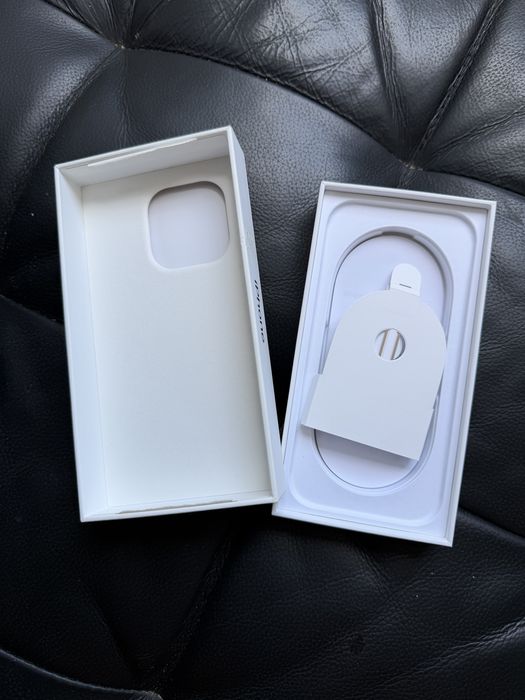 Caixa iPhone 16Pro