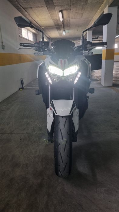 Kawasaki Z900 Ano 2022